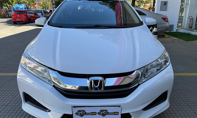 Honda City  1.5...