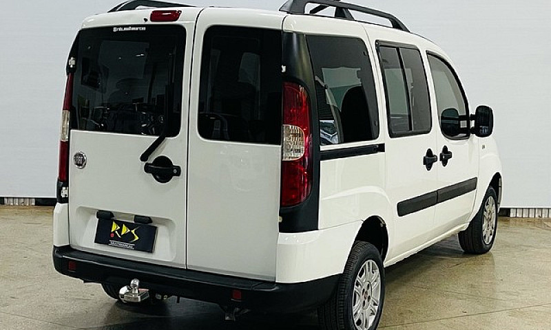 Doblo 2013 Essence 7...