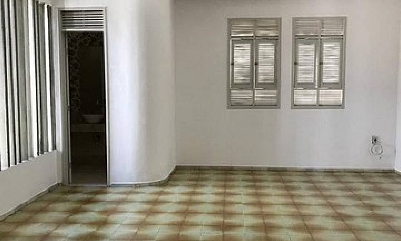 Vendo Casa No Bairro...