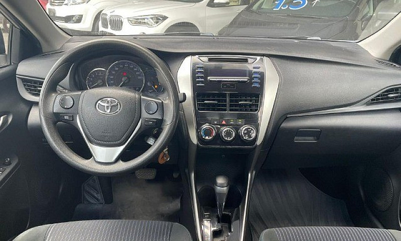 Yaris Sedan Xl Aut 2...