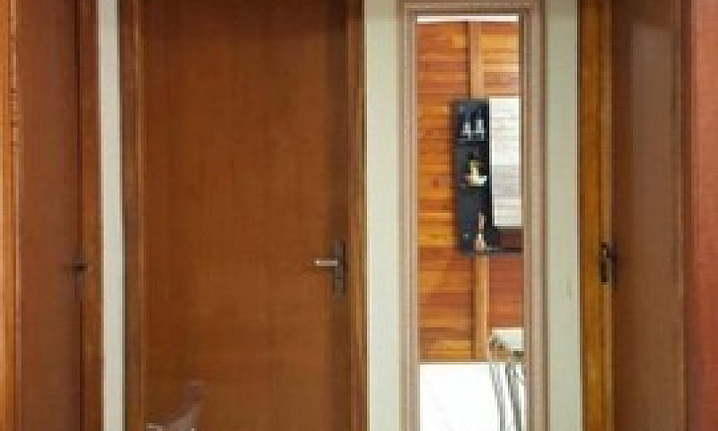 Casa Com 2 Dormitóri...