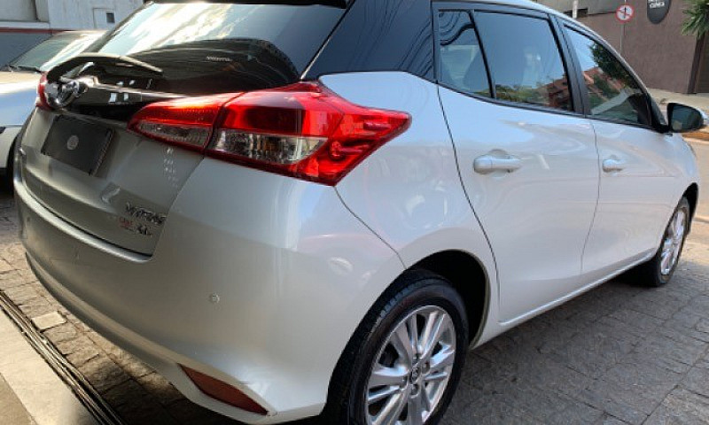 Yaris  2019 1.3 Auto...