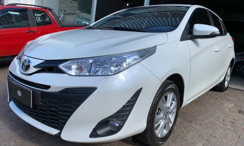 Yaris  2019 1.3 Auto...