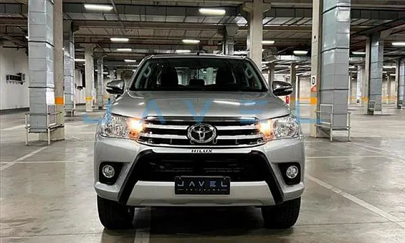 Toyota Hilux 2.8 Srv...