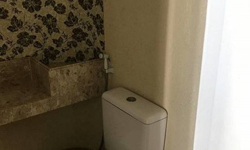 Vendo Casa No Bairro...
