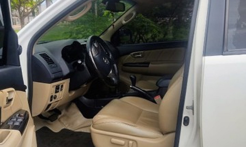 Hilux Sw4...