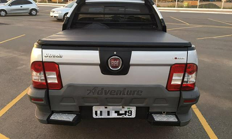 Fiat Strada Adventur...
