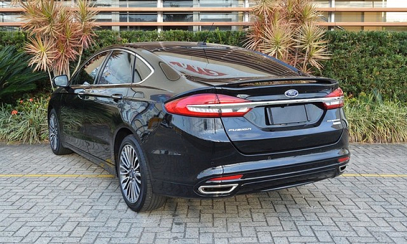 Ford Fusion Titanium...