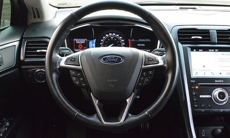 Ford Fusion Titanium...