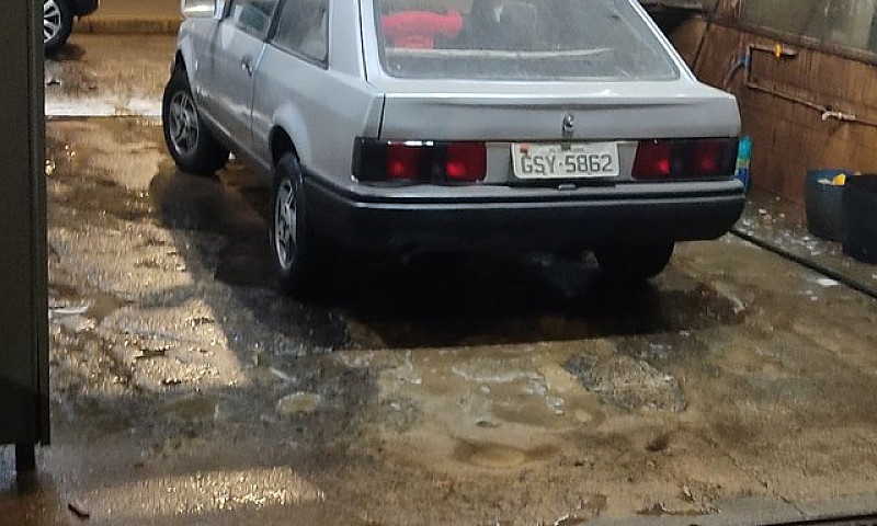 Escort ...