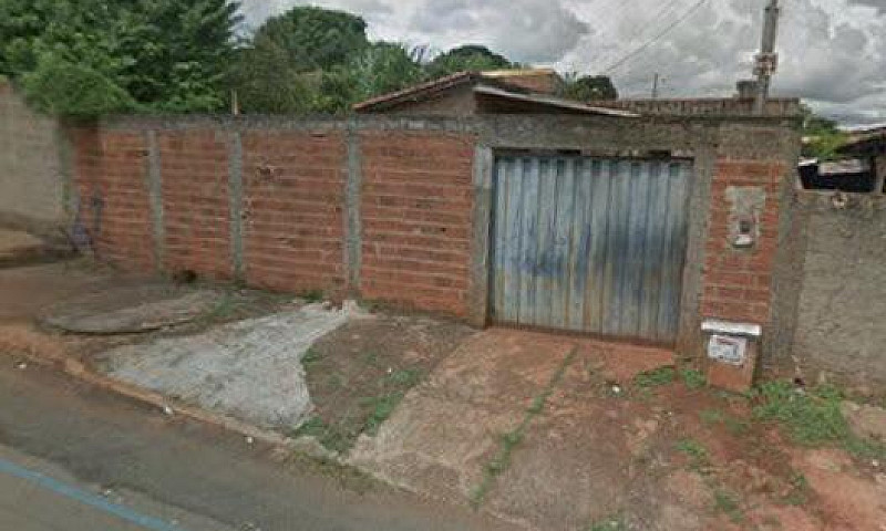 Casa 3 Quartos...