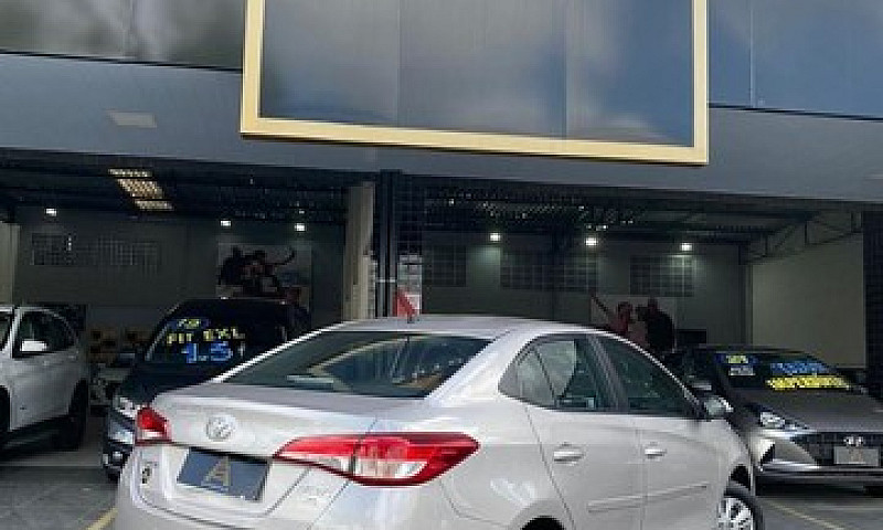 Yaris Sedan Xl Aut 2...