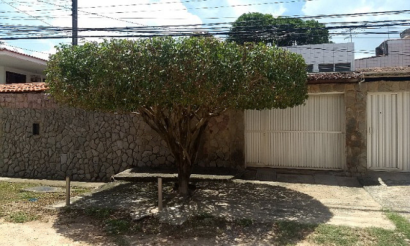 Ótima Casa Individua...