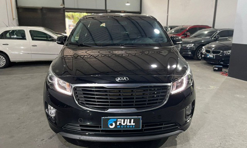 Kia Carnival 50Mil K...