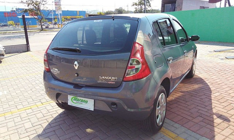 Renault Sandero Auth...