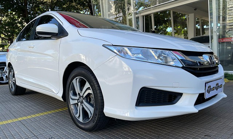 Honda City  1.5...