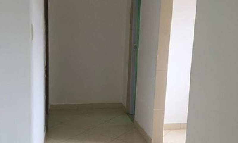 Sobrado Em Goiânia M...