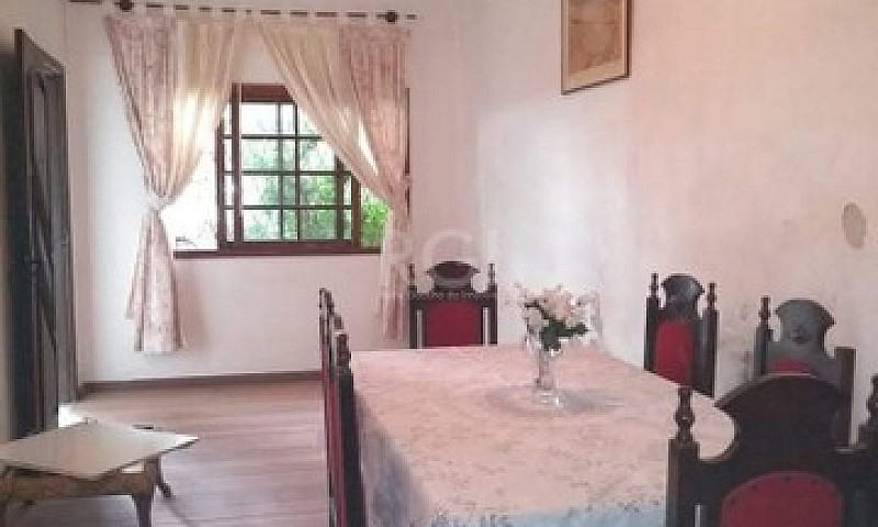 Casa Em Vila João Pe...