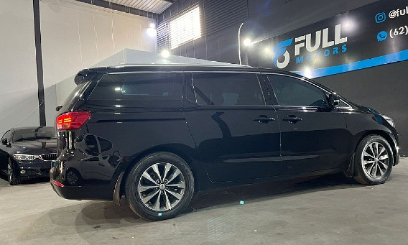 Kia Carnival 50Mil K...