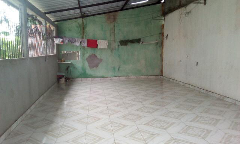 Vende-Se Esta Casa...