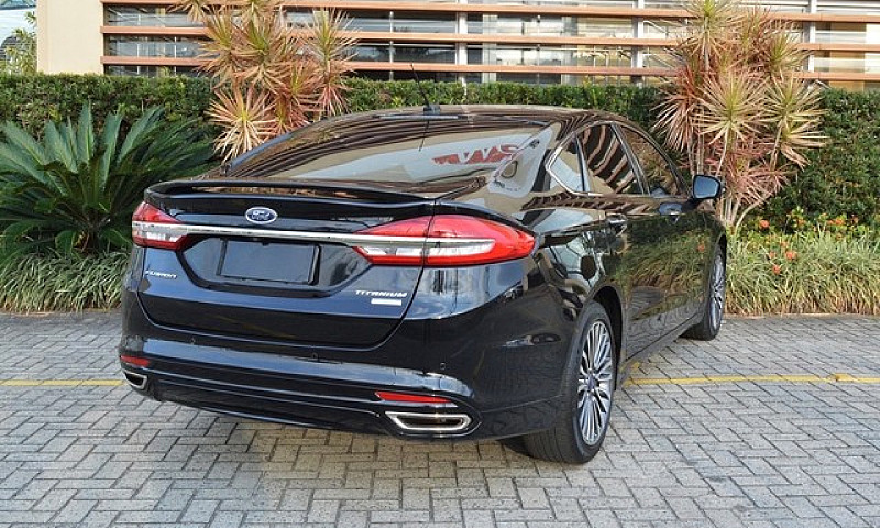 Ford Fusion Titanium...