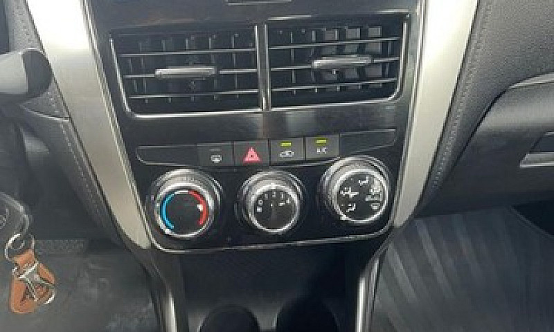 Yaris Sedan Xl Aut 2...