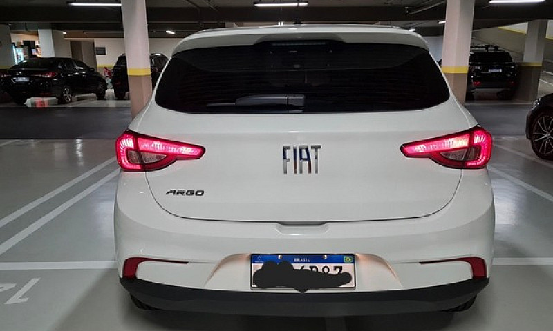 Fiat Argo 1.0 Drive ...