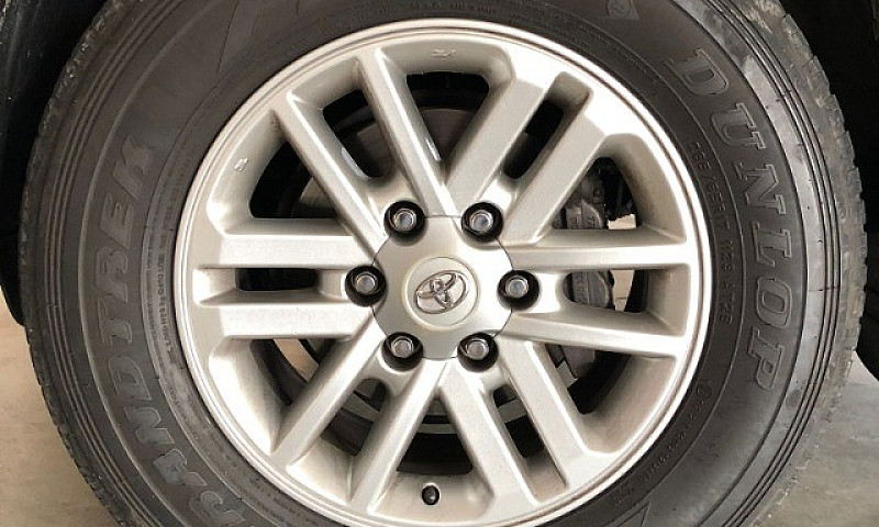 Toyota Sw4 2013 - Ap...