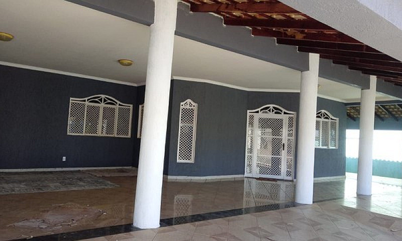 Casa 4 Suítes- Rua 6...