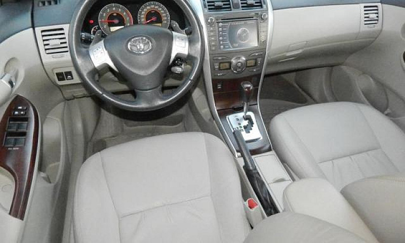 Corolla Altis 2.0 A/...