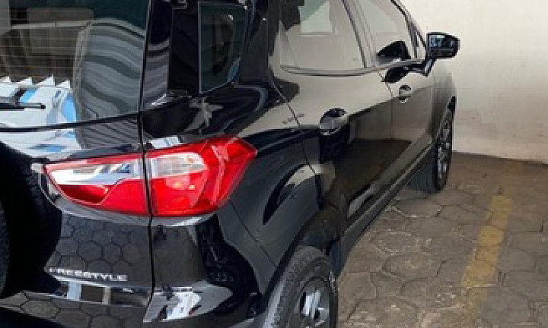 Ecosport Freestyle 1...