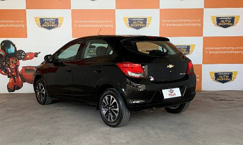 Onix Ltz 1.4 2014 Co...