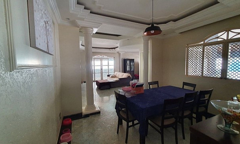 Casa 4 Suítes- Rua 6...