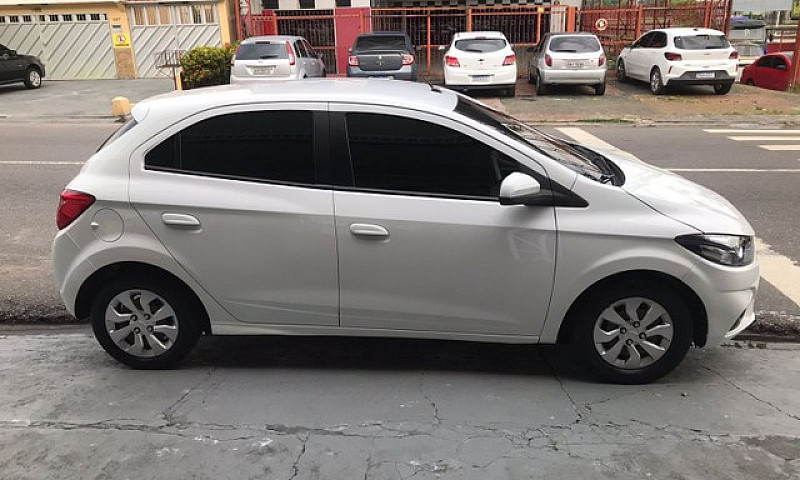 Vende Se Lindo Onix...