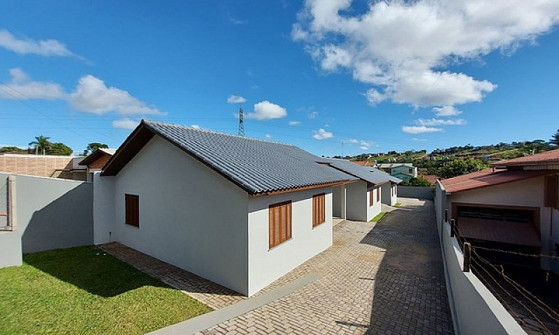 Casa Com 3 Dormitóri...