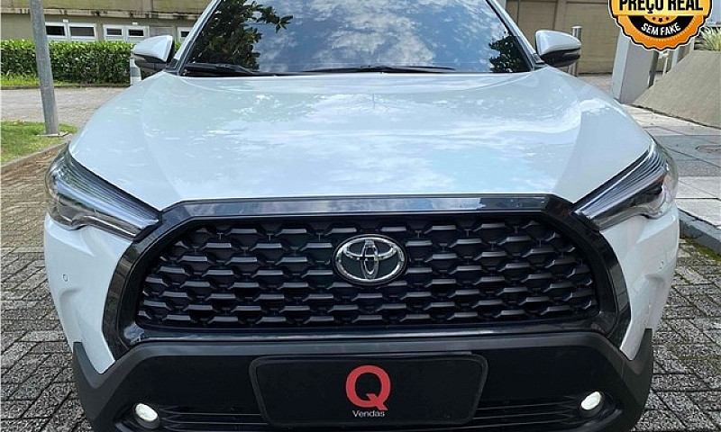 Toyota Corolla Cross...
