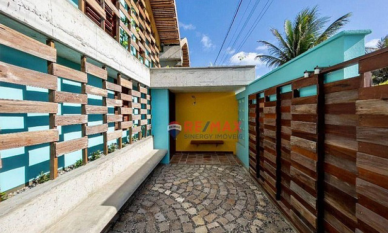 Sagi Eco House...