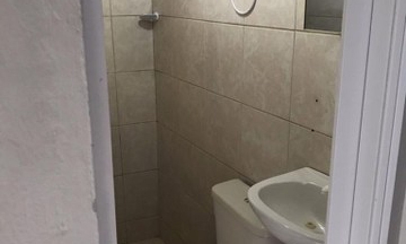 Aluga-Se Casa No Fei...