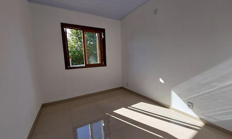 Casa Com 3 Dormitóri...