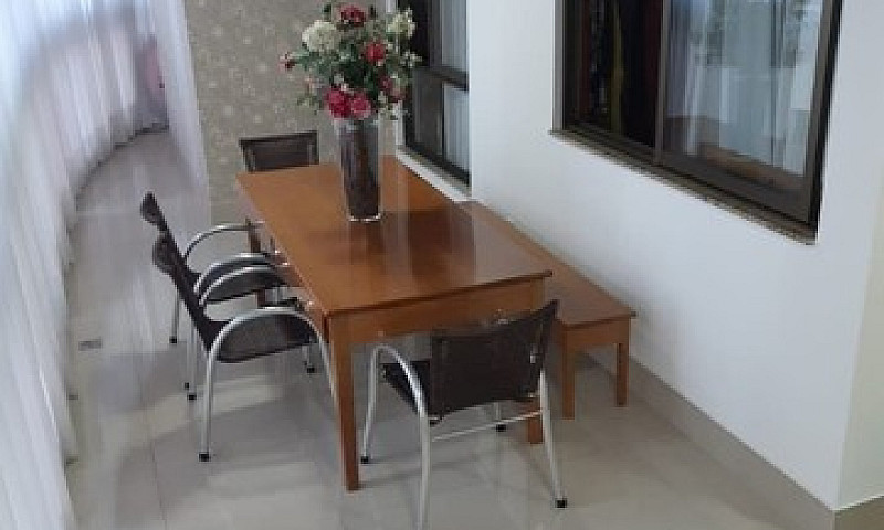 Apartamento De 04 Qu...