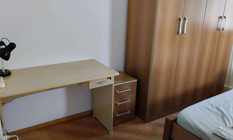 Aluguel De Quarto Co...