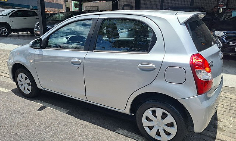 Etios 1.5 Xs 2016...