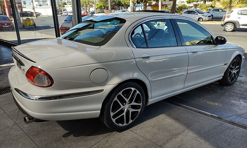 Jaguar Xtype 2002...