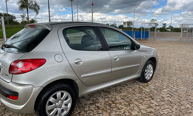 Peugeot 207 Xr Sport...