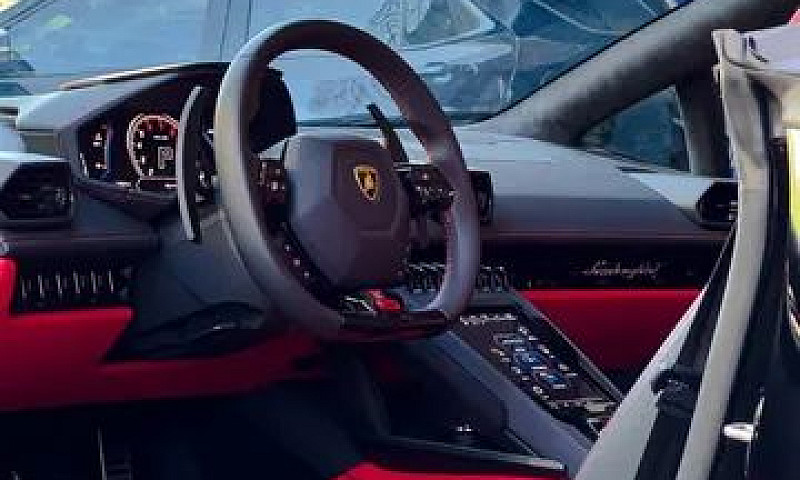 Lamborghini Huracan ...