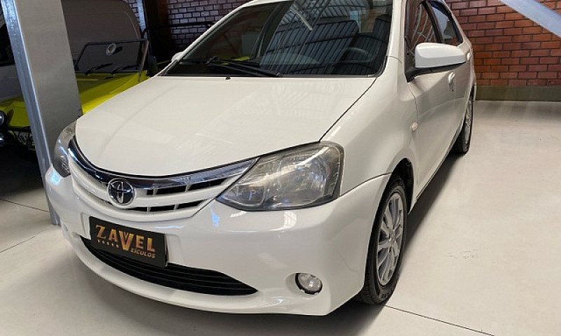 Etios 1.5 Xls Sedan ...