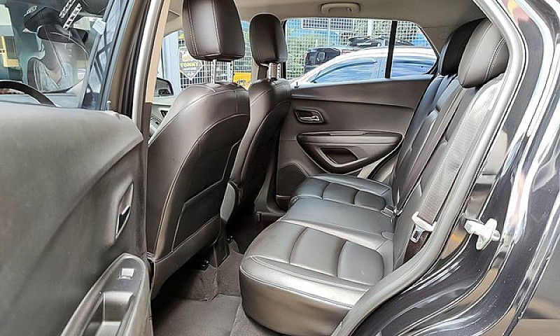 Chevrolet Tracker 1....