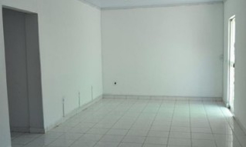 Goiânia - Casa Padrã...