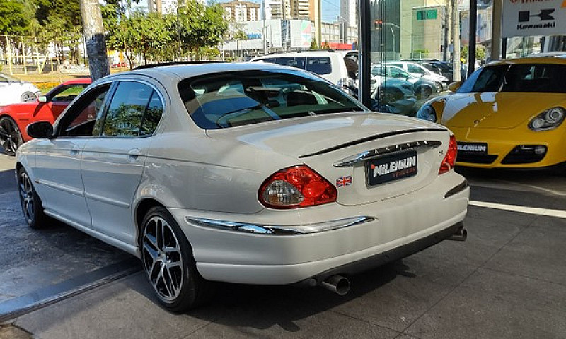 Jaguar Xtype 2002...