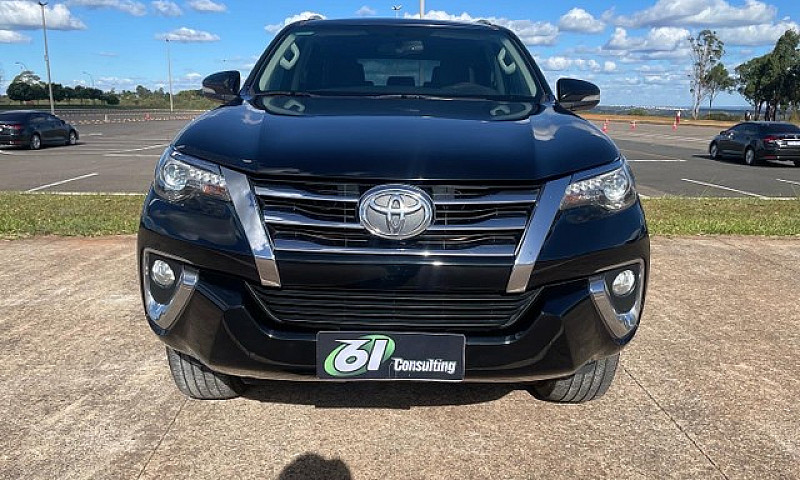 Toyota Hillux Sw4 7 ...